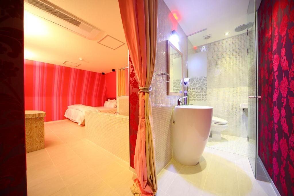 Baron De Paris Motel Seoul Room photo
